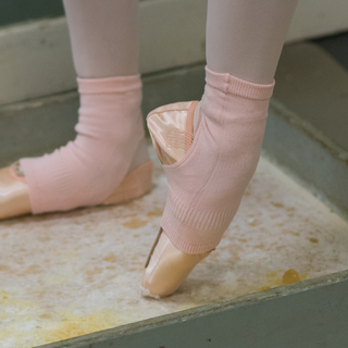 8 Pairs Dance Socks over Shoes Dancing Socks for Dancer Women Dance Shoe  Covers